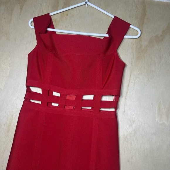Asos Design Off Shoulder Premium Bandage Cage Detail Pep Hem Bodycon Midi Dress - Picture 2 of 8